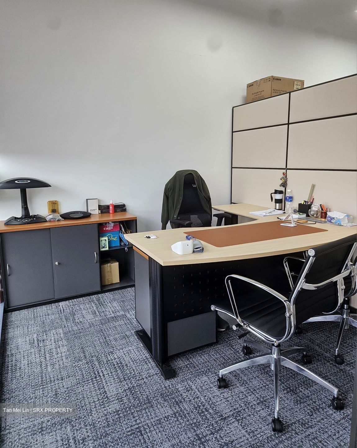 Woods Square (D25), Office #548940501